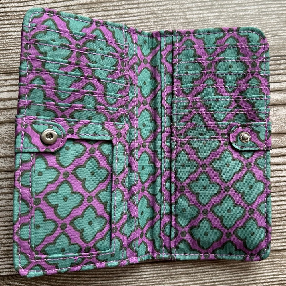 NWOT Vera Bradley Purple Quilted Key Card Holder with Textured Design